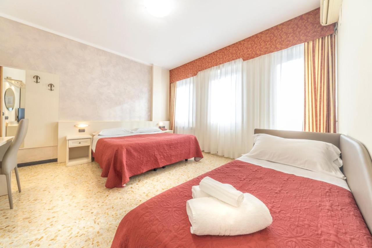 Gold Bordighera